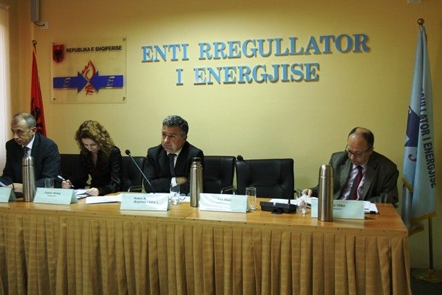 Vendim, ERE anulon centralet me koncesion te Sali Berishes